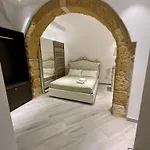 Ortigia Inner דירה *